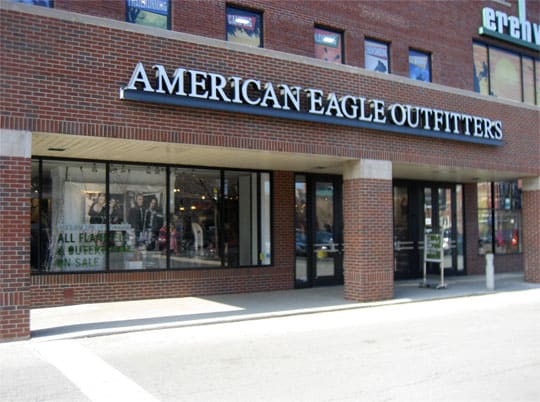 American Eagle Outfitters - Clear anti-graffiti film